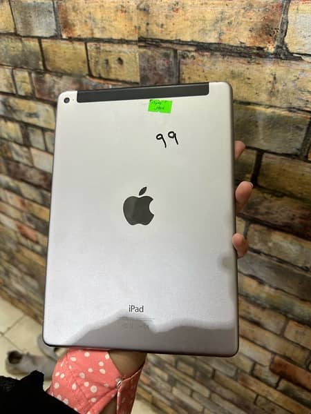 iPad Air 2 | iPad mini 4 0