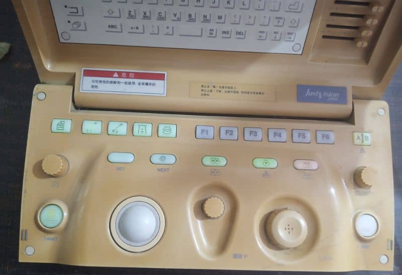 Toshiba ultrasound machine for sale, Contact; 0302-5698121 3