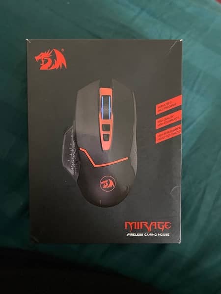 RedDragon m690 mirage wireless gaming mouse with mappable buttons. 8