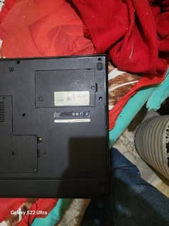 Laptop for Sale LCD Toti hai