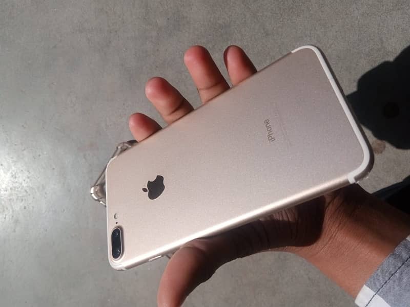 iPhone 7plus pta approved exchange possible hai 5