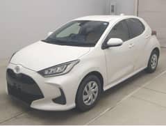 toyota yaris pearl white G led for urgent sale 0
