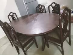 dining table few years used excellent condition with wood chairs