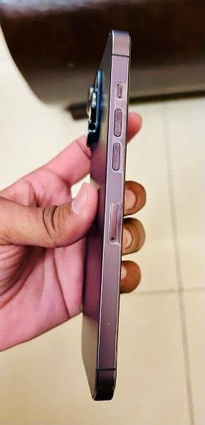 iPhone 14 Pro Max / 256GB / Non PTA 4