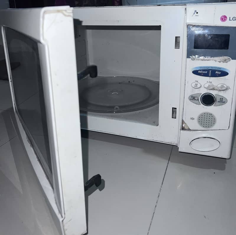 LG microwave 1