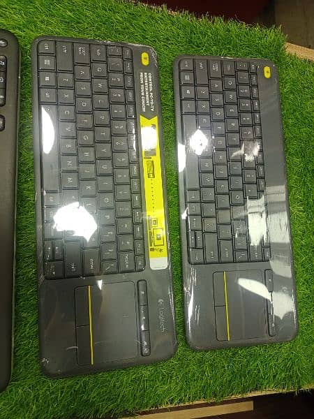 logitech k400 k400+ keyboard with touchpad smart led keyboard 1