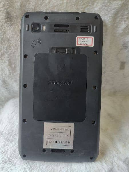 rugged tablet (honeywell) 1