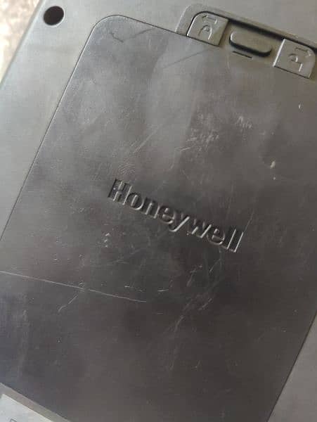 rugged tablet (honeywell) 8