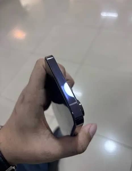 iphone 14 Pro Max deep purple 1