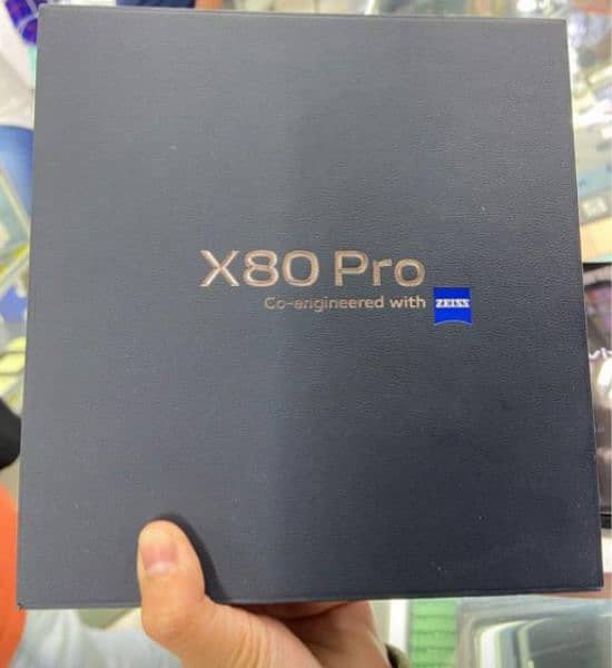 VIVO X80 Pro 4