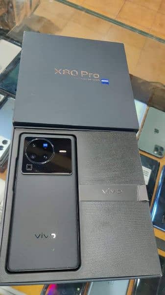VIVO X80 Pro 5