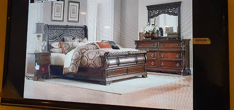 wooden Solid bed set . Bed room set 9