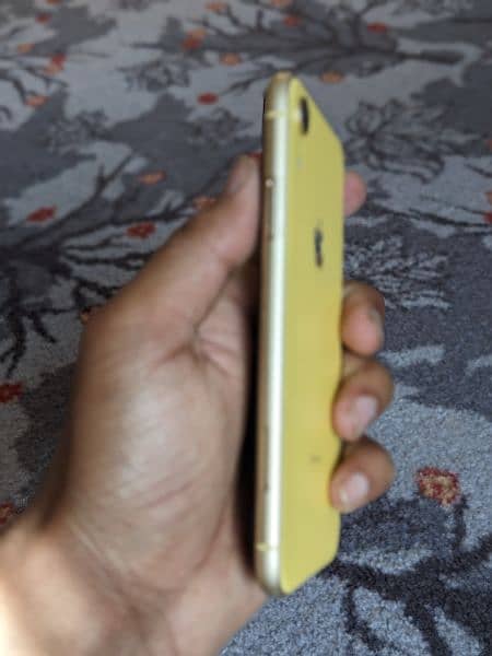 iPhone XR | 128 GB | JV Non Active | Yellow X R 9