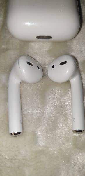Apple Airpods 8