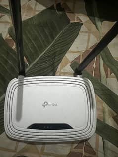 TP-Link TL-WR841N 300Mbps Wireless N wifi Router