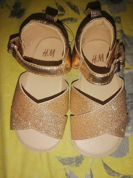 H&M brand shoes 3