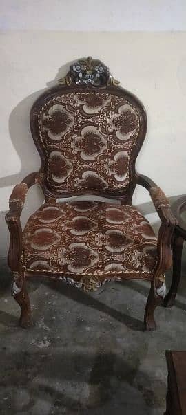 Chinioti bedroom chairs/coffee table 3