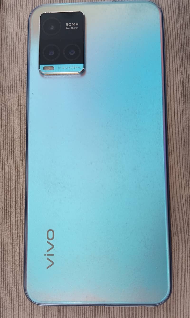 Vivo Y33s 8+4GB RAM/ 128GB ROM 10/10 Condition with box and Charger 0
