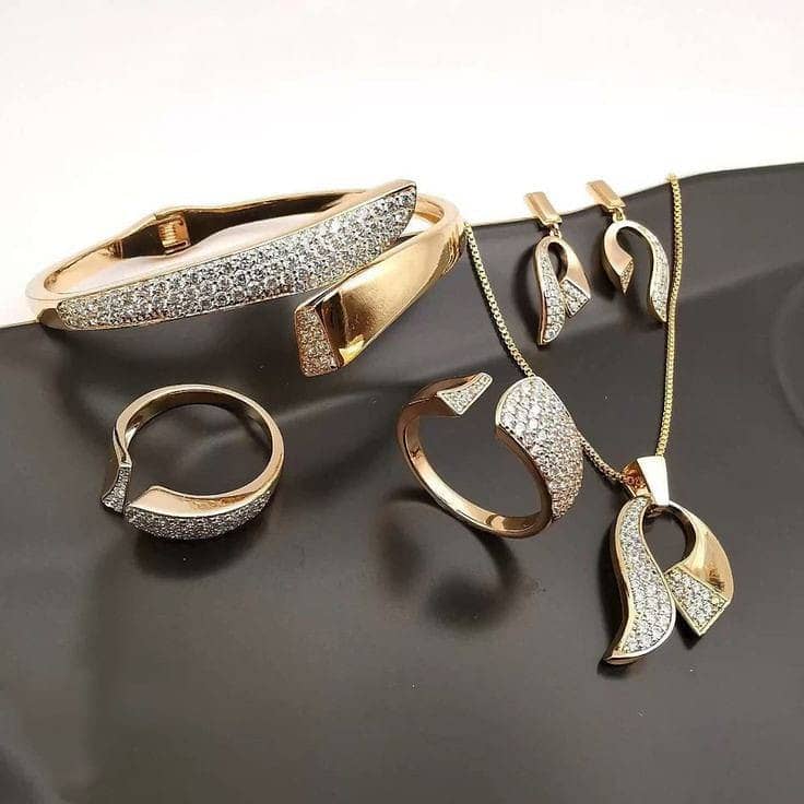 Jewellery Collection "Diamond, Gold, Platinum & Silver" 16