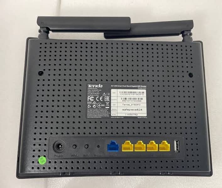 Tenda AC1200 Smart Dual-Band Gigabit WiFi Router 3