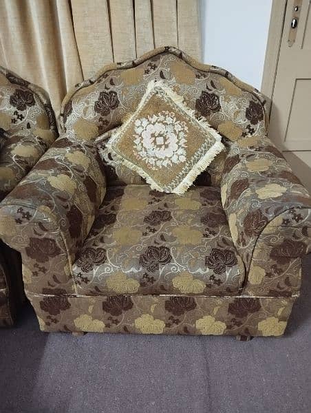 5 seater big sofa for sale 2