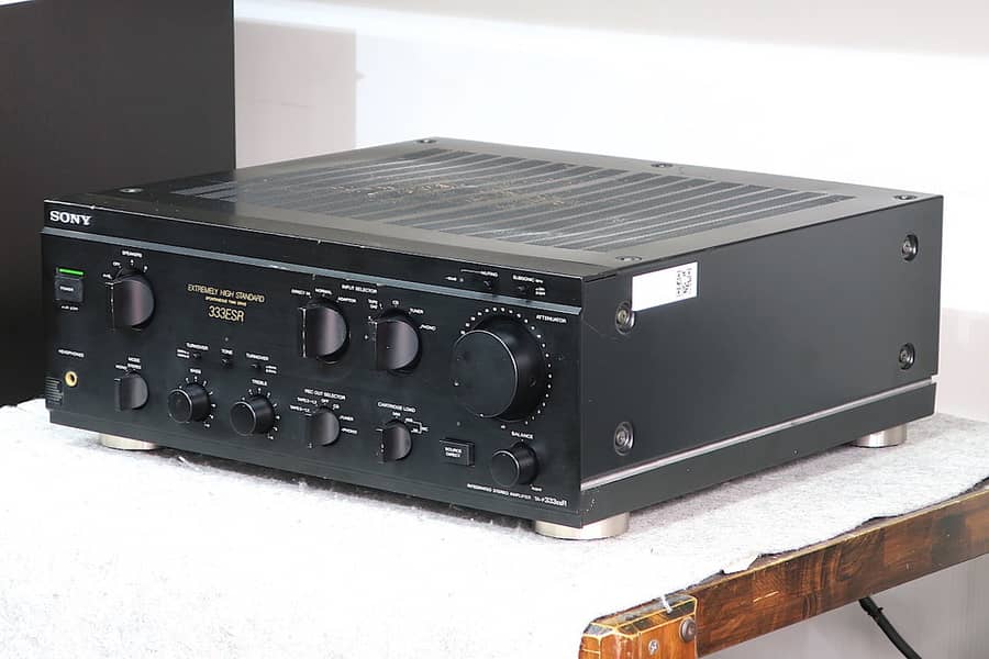 Sony TA-F333ESR Integrated Stereo Amplifier (onkyu,denon,marantz,bose) 1