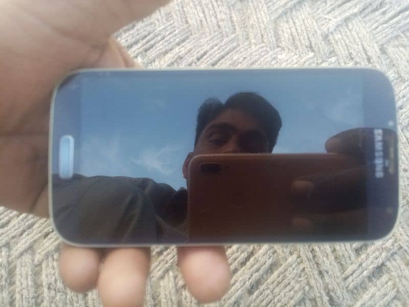 Samsung A5 aur S4 board hain working condition main hain 9