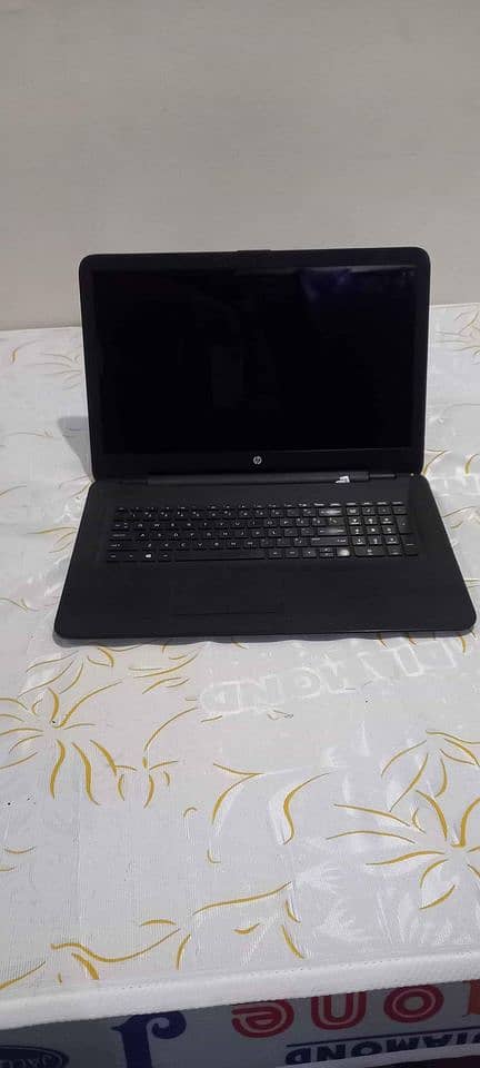 HP Notebook (Core i5, 7th Generation) 4