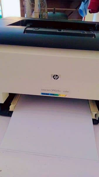 HP LaserJet CP1025
nw collor 6