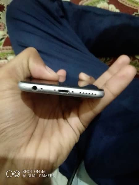 I am selling my I phone 6s pta approved 1
