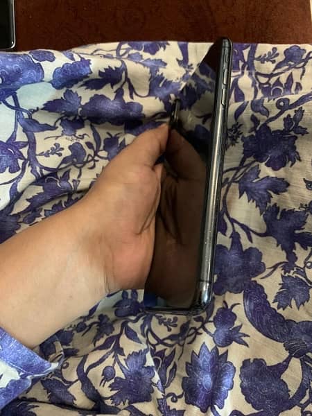 iPhone XS Max PTA approved 1