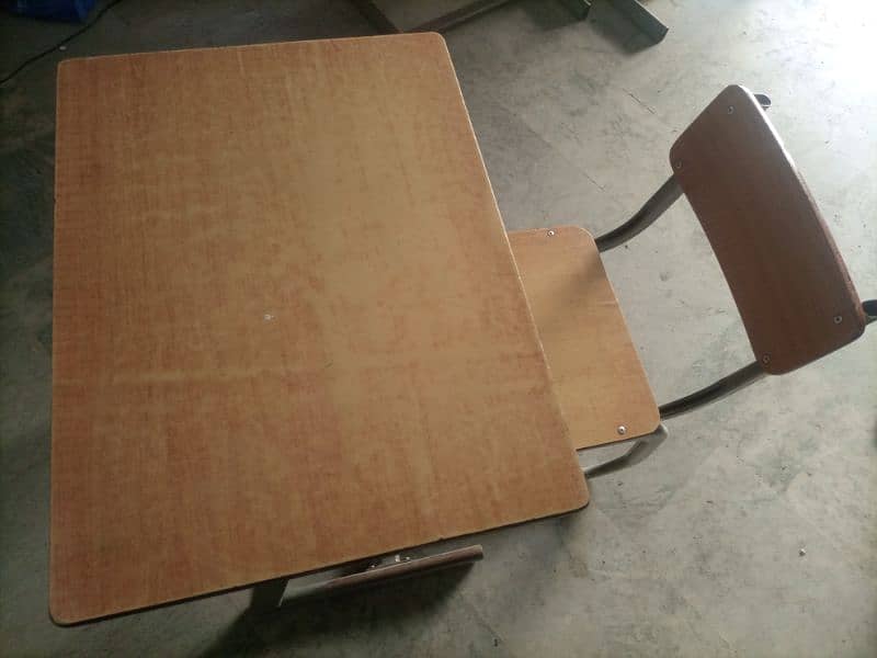 Tables n Chair 1
