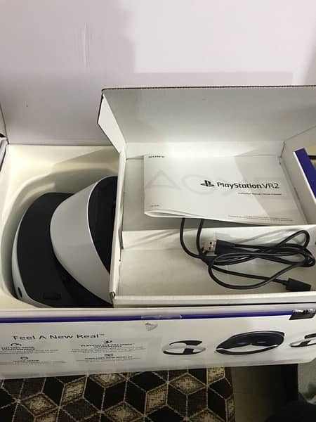 PSVR 2 with brand new charging station 5