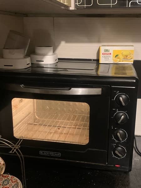 Black and Decker 55L double glass oven for sale 0