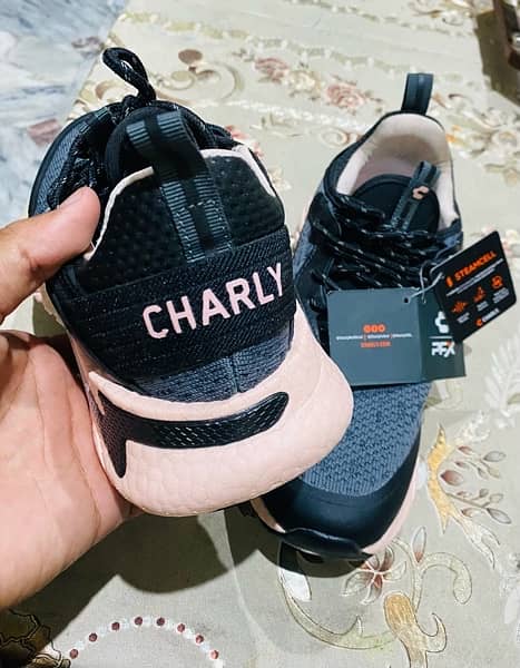 PFX Charly Vigorate Women’s Black and Pink Running Shoes 1