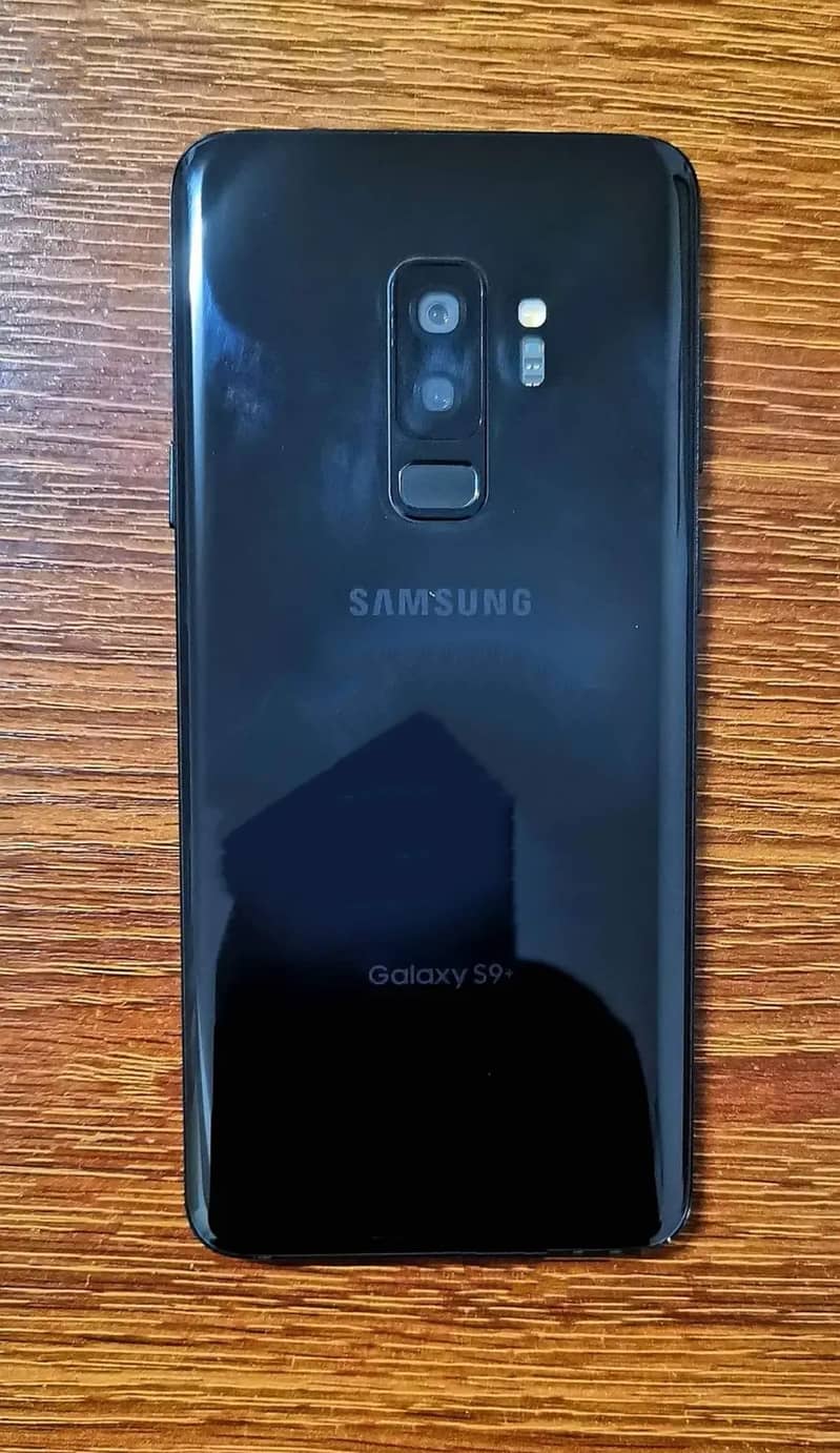 Samsung Galaxy S9 PLUS IN BRAND NEW CONDITION ( OFFICIAL PTA APPROVED) 4