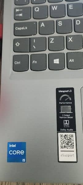 Lenovo IdeaPad 3 i5 11gen intel iris xe graphics 0