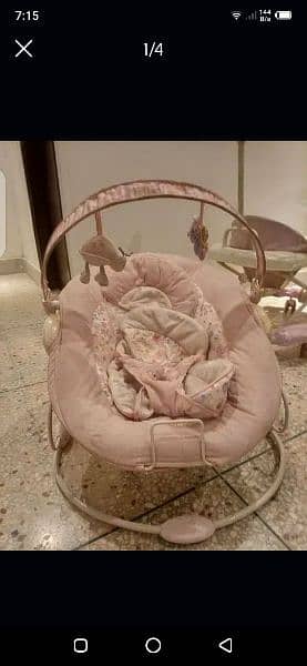 baby bouncer in perfect condition 2