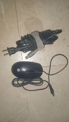 Lenovo Thinkpad lapntop charger and hp mouse