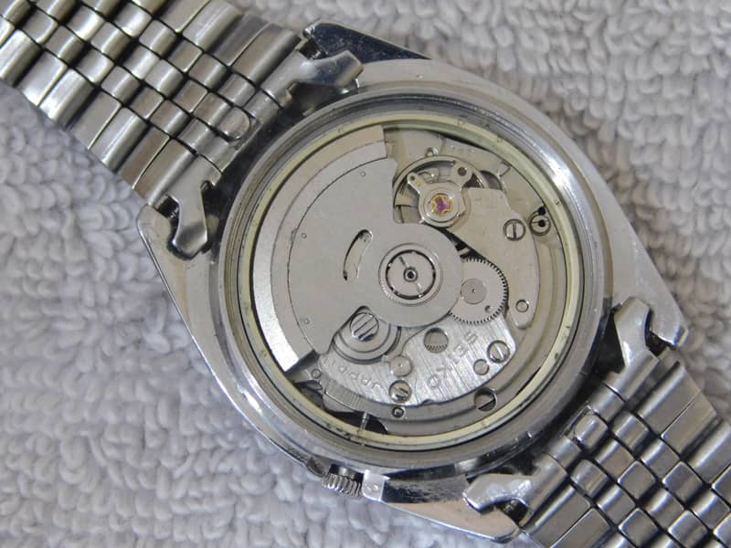 SEIKO 5 Automatic (Dark Blue Shade a Retro Mechanical Watch) 8
