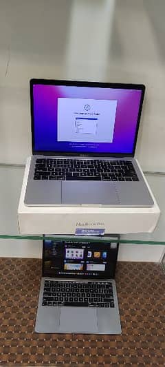 Apple MacBook pro A1708