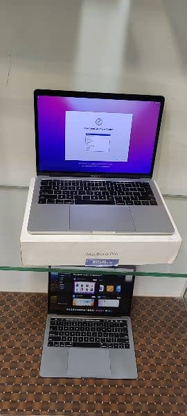 Apple MacBook pro A1708 0