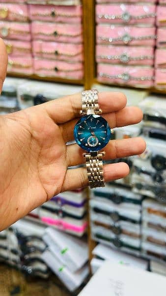ladies watches contact me on whatsapp 03009478225 9
