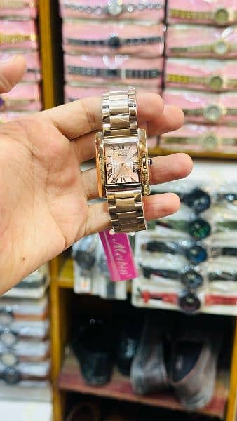 ladies watches contact me on whatsapp 03009478225 10