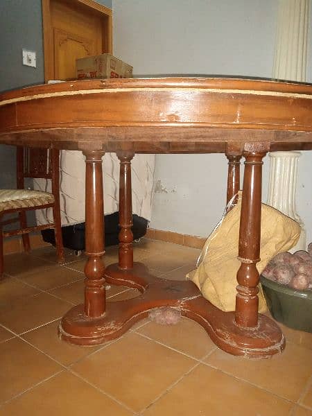 Dining table for sale with 6 chairs 1
