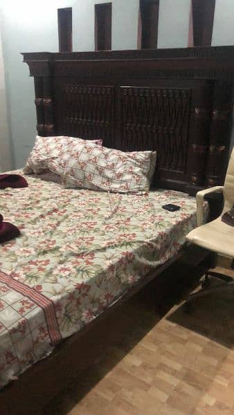bed in good condition 3