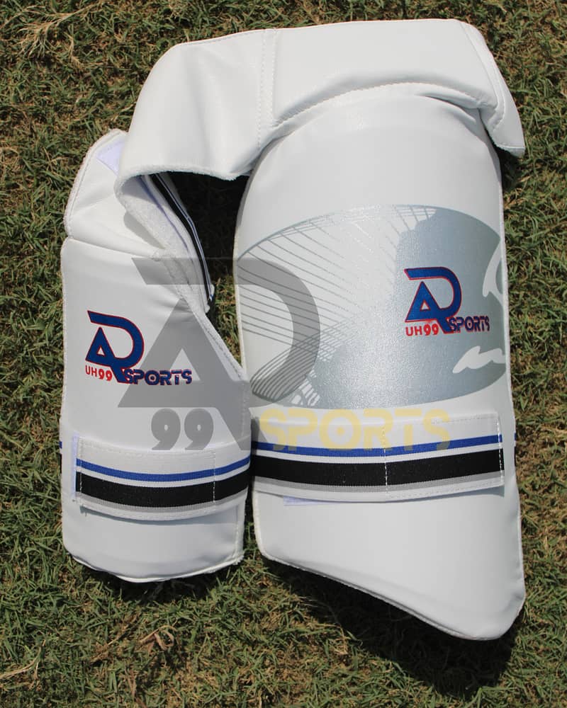 Premium cricket thai pad, design for professional cricketers and coach 3