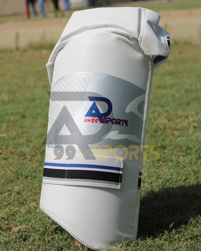 Premium cricket thai pad, design for professional cricketers and coach 1
