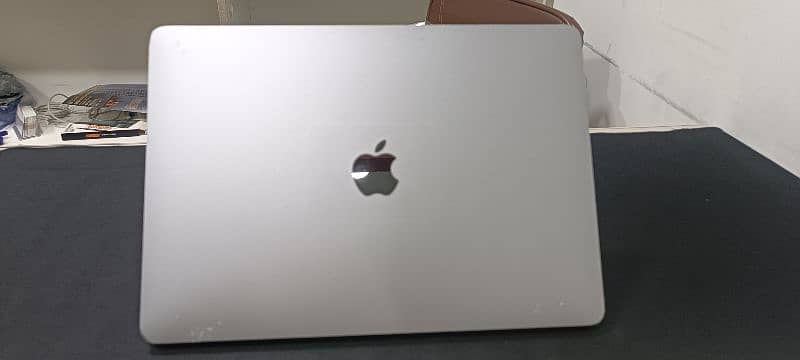 Apple MacBook air 2018 13" 9