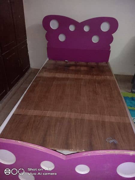 girls and kids single bed 2